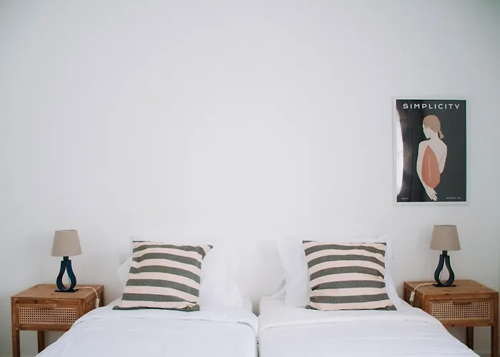 Just Like - Casa Rosa *